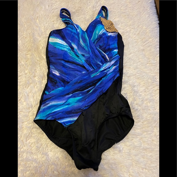 Miraclesuit Breakers Colorblock One-Piece Swimsuit - Picture 2 of 6